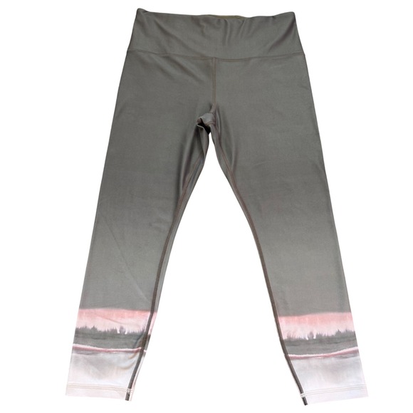 Athleta Pants - Athleta Elation 7/8 Tight Legging Women's Size L Gray Pink Landscape Print